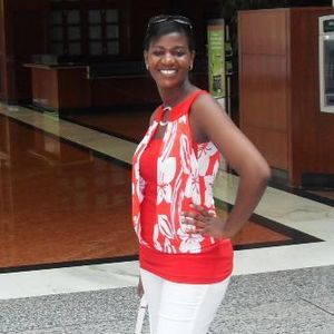 Meet your Posher, Ngoza